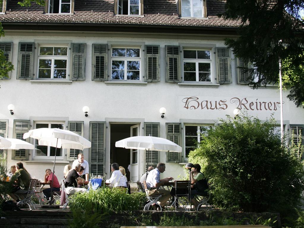 Brauereigasthof Reiner Lochau Bagian luar foto
